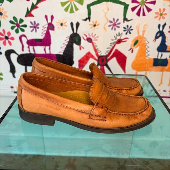 G.H. Bass & Co. Shoes - BASS WEEJUNS 'Katherine II' Loafers – Ivy League Heritage (Size 8W)